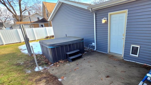 205 W Pearl Street, Hamlet, IN 46532