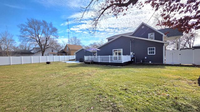 205 W Pearl Street, Hamlet, IN 46532