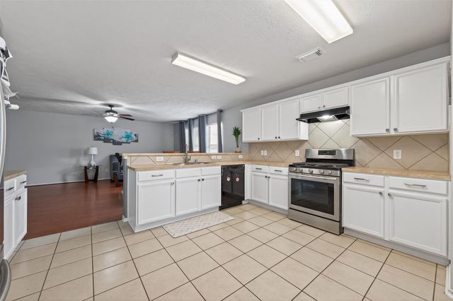 15006 Sunset Villa Court, Humble, TX 77396