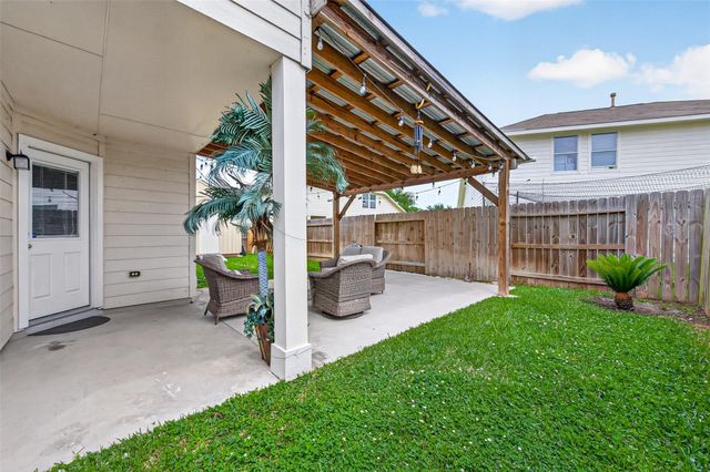 15006 Sunset Villa Court, Humble, TX 77396