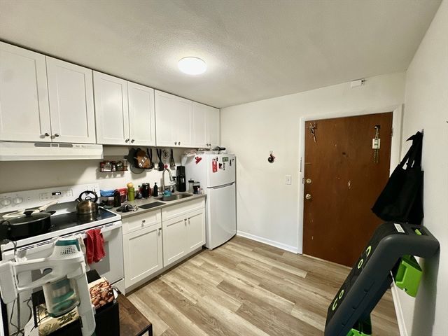 720 Bennington 210, Boston, MA 02128