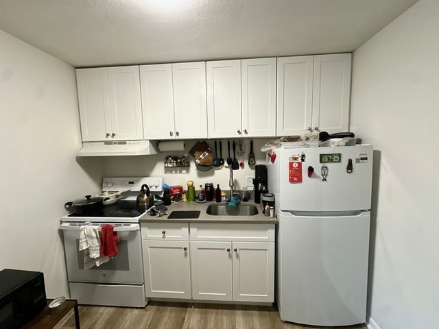 720 Bennington 210, Boston, MA 02128