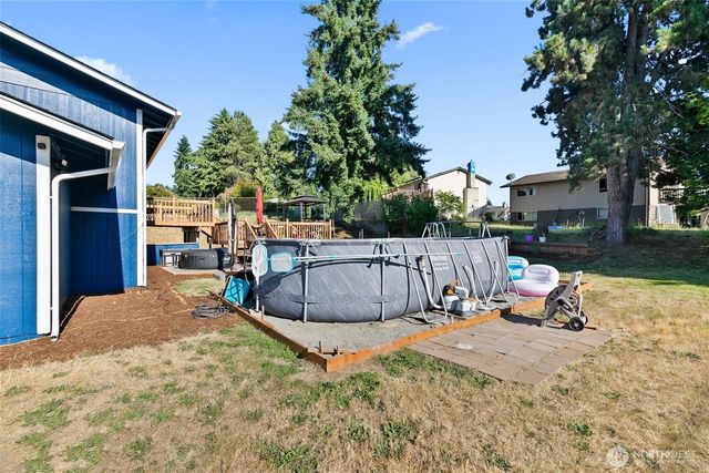 5701 38th Court SE, Lacey, WA 98503