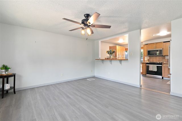 5701 38th Court SE, Lacey, WA 98503