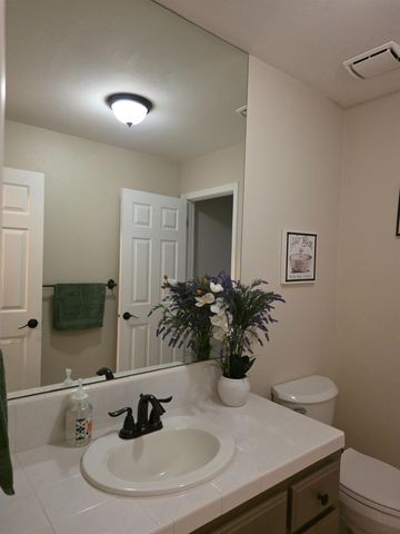 4950 W Minarets Avenue, Fresno, CA 93722