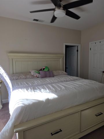 4950 W Minarets Avenue, Fresno, CA 93722