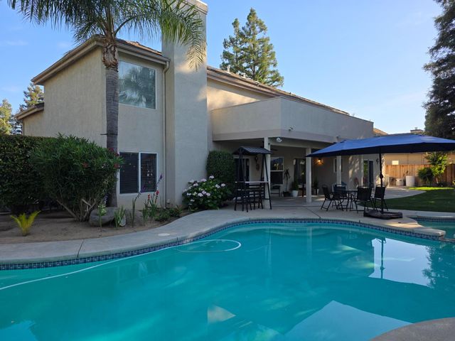 4950 W Minarets Avenue, Fresno, CA 93722