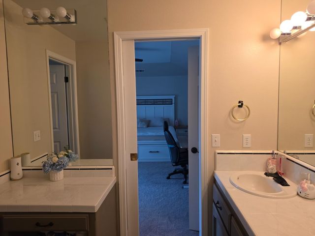 4950 W Minarets Avenue, Fresno, CA 93722