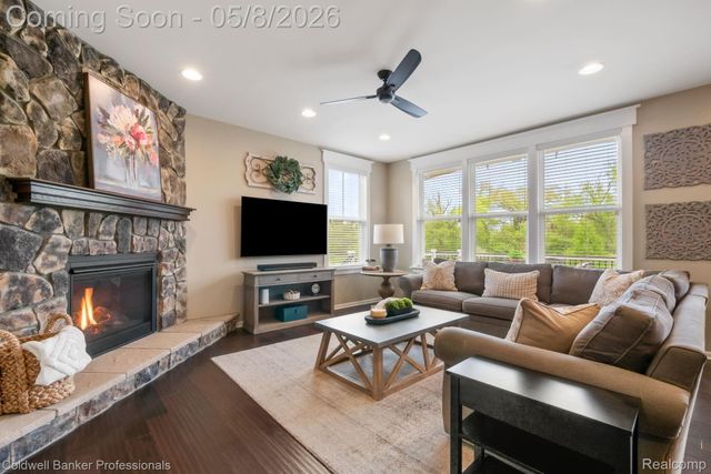 50405 Eisenhower Drive, Canton Charter Township, MI 48188