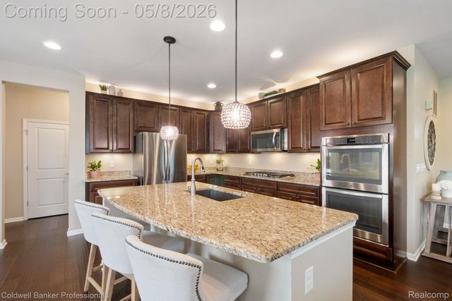 50405 Eisenhower Drive, Canton Charter Township, MI 48188