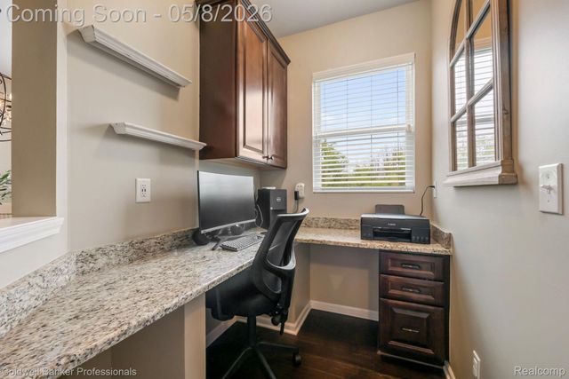 50405 Eisenhower Drive, Canton Charter Township, MI 48188
