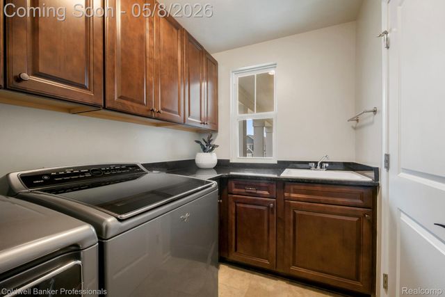50405 Eisenhower Drive, Canton Charter Township, MI 48188