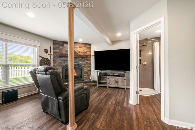 50405 Eisenhower Drive, Canton Charter Township, MI 48188