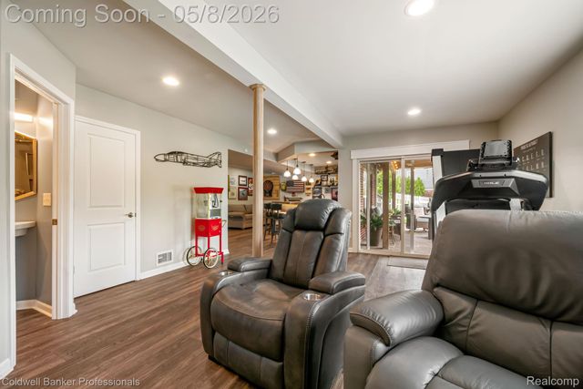 50405 Eisenhower Drive, Canton Charter Township, MI 48188