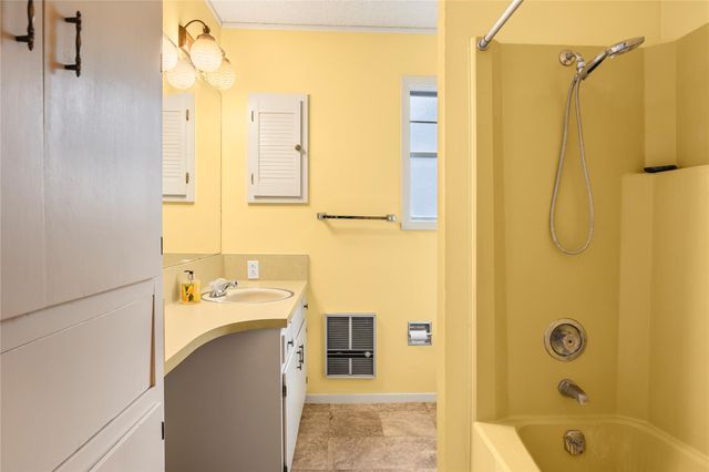 1191 Dawnridge DR, Canyon Lake, TX 78133