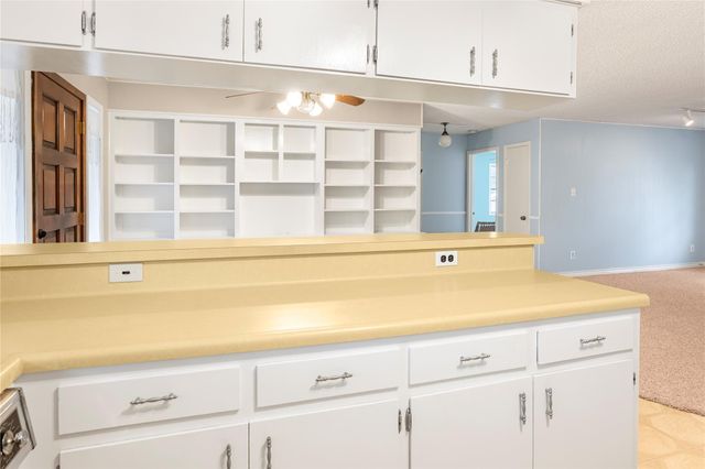 1191 Dawnridge DR, Canyon Lake, TX 78133