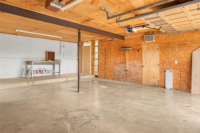 1191 Dawnridge DR, Canyon Lake, TX 78133