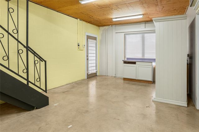 1191 Dawnridge DR, Canyon Lake, TX 78133