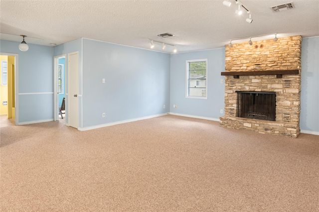 1191 Dawnridge DR, Canyon Lake, TX 78133