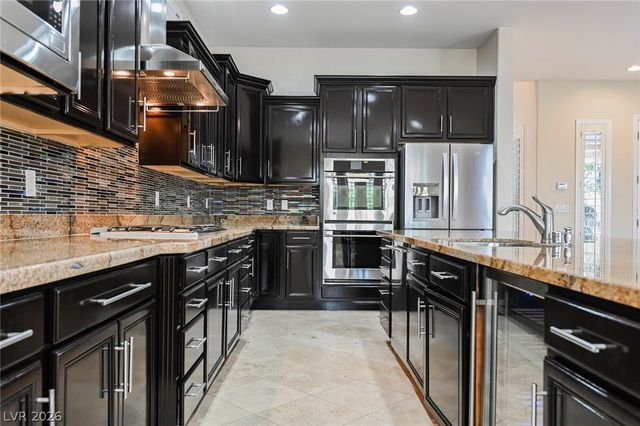 2062 Country Cove Court, Las Vegas, NV 89135