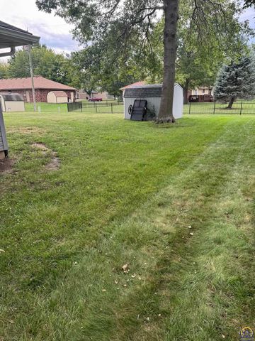 4211 SE Colorado AVE, Topeka, KS 66609