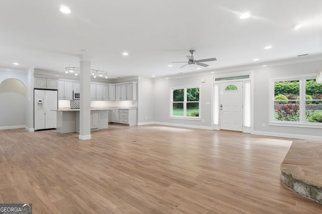 5369 Secretariat Lane, Sugar Hill, GA 30518