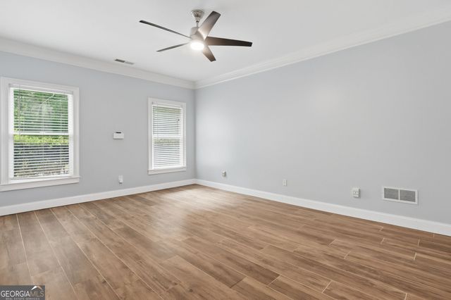5369 Secretariat Lane, Sugar Hill, GA 30518