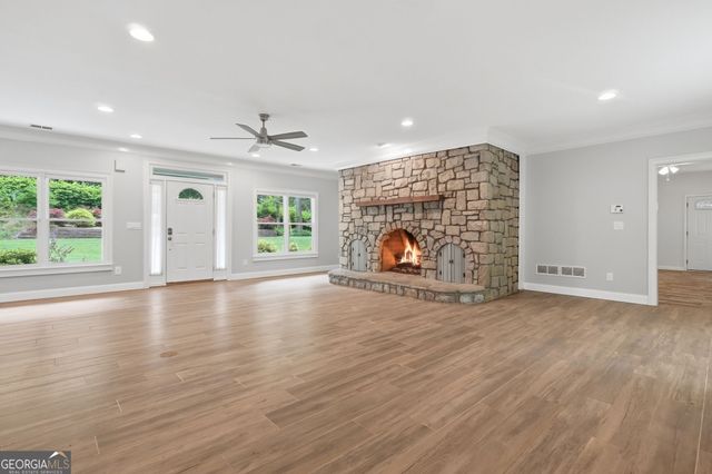 5369 Secretariat Lane, Sugar Hill, GA 30518