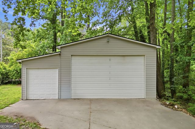 5369 Secretariat Lane, Sugar Hill, GA 30518