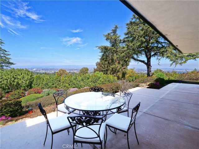 57 Saddleback, Rolling Hills, CA 90274