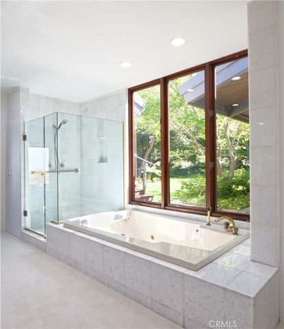 57 Saddleback, Rolling Hills, CA 90274