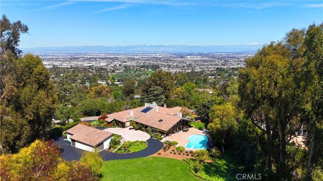 57 Saddleback, Rolling Hills, CA 90274