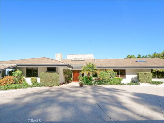 57 Saddleback, Rolling Hills, CA 90274