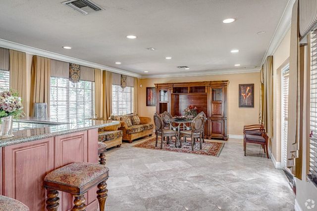 1167 N Benoist Farms Road 105, West Palm Beach, FL 33411