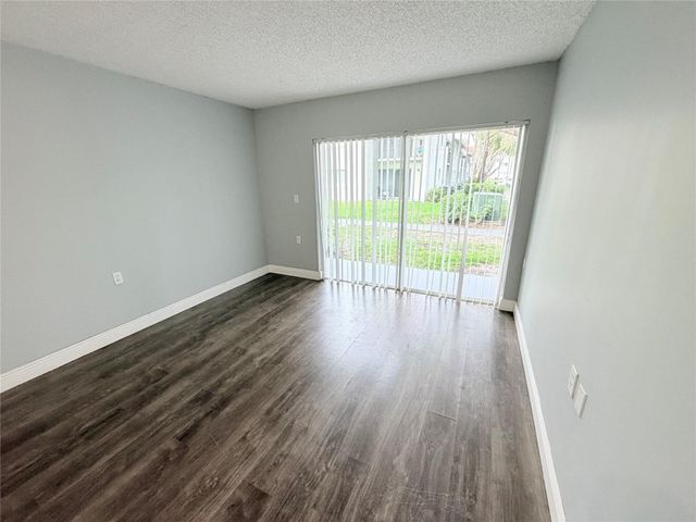 1167 N Benoist Farms Road 105, West Palm Beach, FL 33411