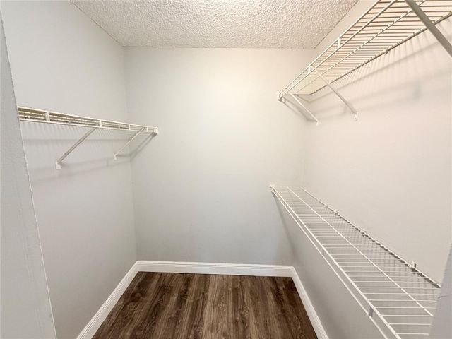 1167 N Benoist Farms Road 105, West Palm Beach, FL 33411