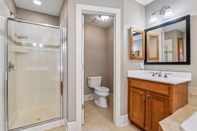 2008 Laurel Avenue W, Minneapolis, MN 55405