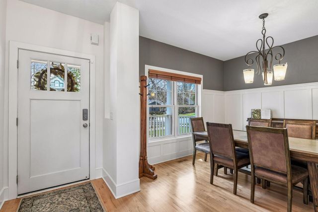 2008 Laurel Avenue W, Minneapolis, MN 55405