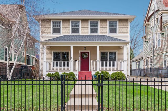 2008 Laurel Avenue W, Minneapolis, MN 55405