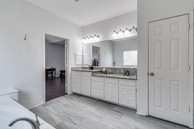 8321 Bristol Court, Rowlett, TX 75089