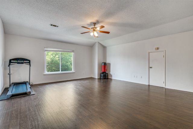 8321 Bristol Court, Rowlett, TX 75089