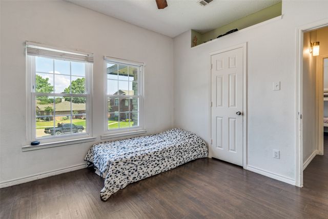 8321 Bristol Court, Rowlett, TX 75089