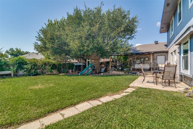 8321 Bristol Court, Rowlett, TX 75089