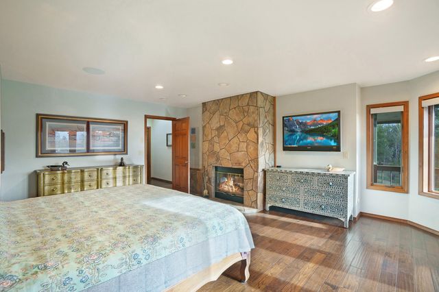 2889 NW Starview Drive, Bend, OR 97703