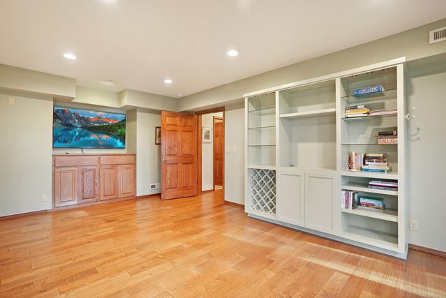 2889 NW Starview Drive, Bend, OR 97703