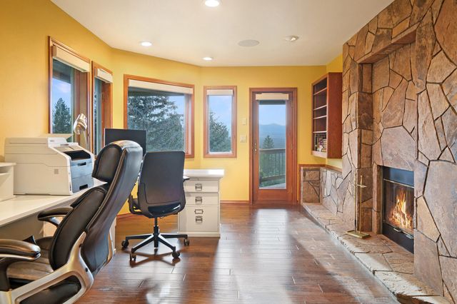 2889 NW Starview Drive, Bend, OR 97703