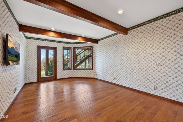 2889 NW Starview Drive, Bend, OR 97703