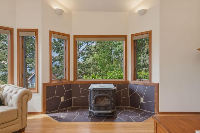 2889 NW Starview Drive, Bend, OR 97703
