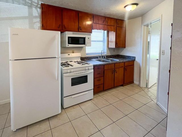 1406 SW 18TH PLACE 2, Gainesville, FL 32608