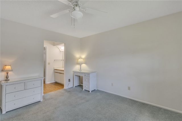 18 Plantation Drive 204, Vero Beach, FL 32966